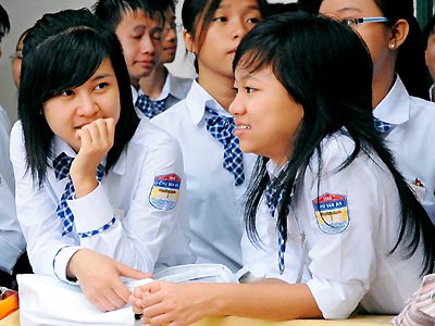 tuyen sinh 2012-16 "tuyen sinh 2012- de thi thu vat ly"
