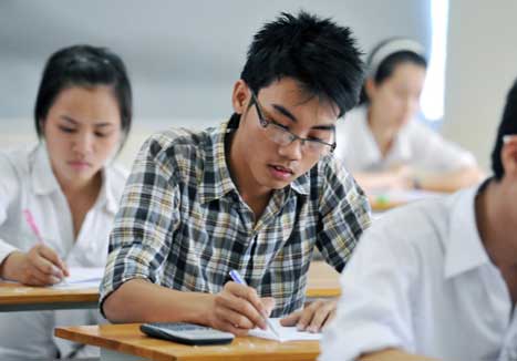 Thi Đại học Cao đẳng năm 2012 Thi Đại học Cao đẳng năm 2012